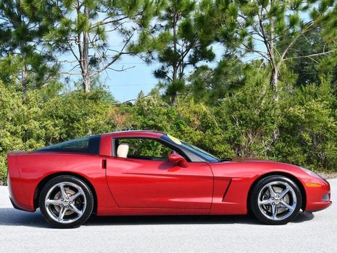 Used 2012 Chevrolet Corvette Coupe w/ 3LT Preferred Equipment Group RWD image 29