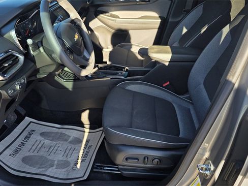 Used 2023 Chevrolet TrailBlazer LT image 15