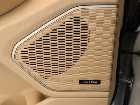 Used 2023 Jeep Grand Cherokee 4WD 4xe w/ Luxury Tech Group II image 20