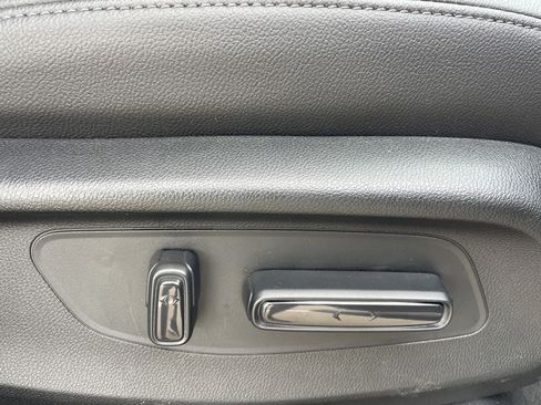 Used 2025 Honda CR-V EX-L image 28
