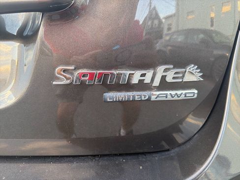 Used 2011 Hyundai Santa Fe Limited AWD/4WD image 17