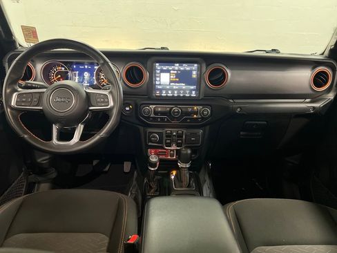 Used 2023 Jeep Gladiator Mojave w/ Trailer Tow Package image 12