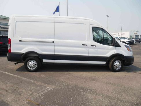 Used 2025 Ford Transit 250 148 Medium Roof Extended AWD image 10