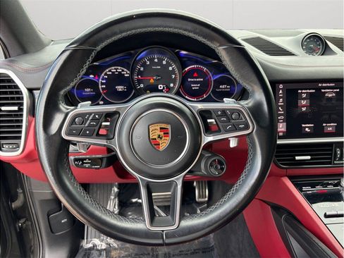 Used 2021 Porsche Cayenne S AWD/4WD image 28