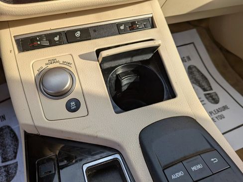Used 2013 Lexus ES 350 w/ Premium Pkg FWD image 58