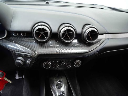 Certified 2016 Ferrari F12 Berlinetta image 20