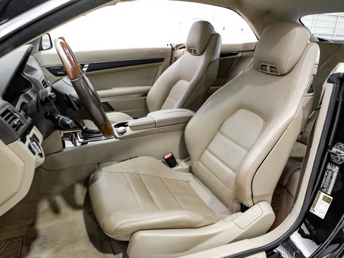 Used 2012 Mercedes-Benz E 350 Cabriolet image 34