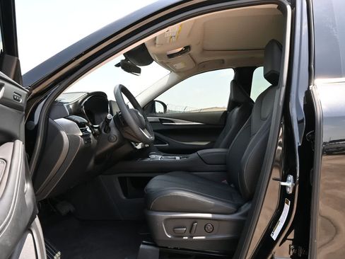 Used 2026 INFINITI QX60 Luxe w/ Cargo Package AWD/4WD image 17
