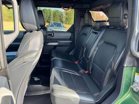 Used 2023 Ford Bronco Badlands image 26