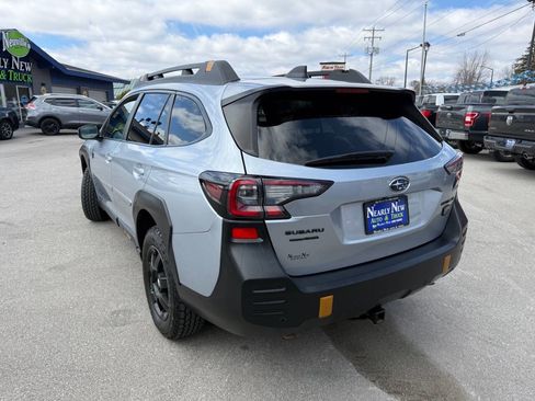 Used 2022 Subaru Outback Wilderness image 7