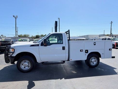 Used 2015 Ford F250 XL w/ Power Equipment Group image 10