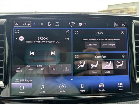 Used 2023 Chrysler Pacifica Touring-L w/ S Appearance Package FWD image 22