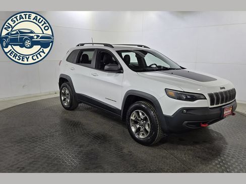 Used 2019 Jeep Cherokee Trailhawk w/ Comfort/Convenience Group AWD/4WD image 1