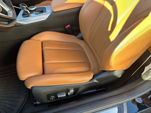 Used 2023 BMW 430i xDrive Coupe w/ Premium Package image 14