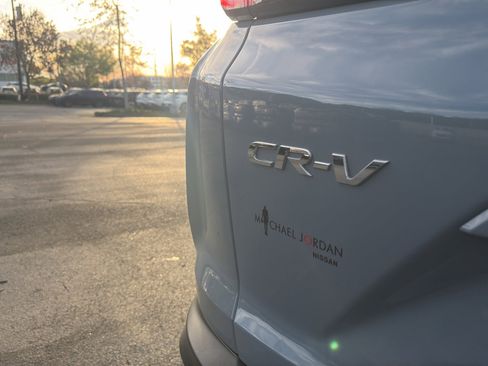 Used 2022 Honda CR-V EX image 14