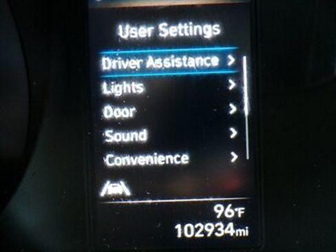 Used 2021 Hyundai Elantra SEL FWD image 29