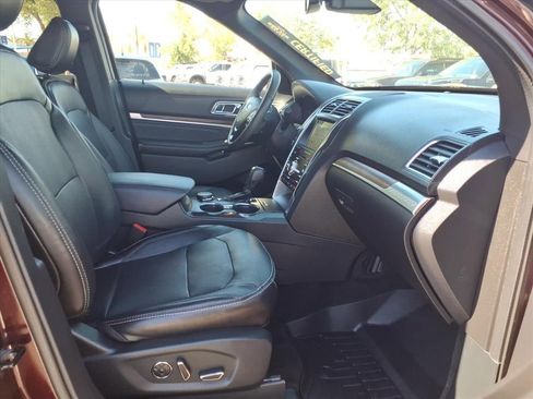 Used 2018 Ford Explorer Limited w/ Equipment Group 301A image 11