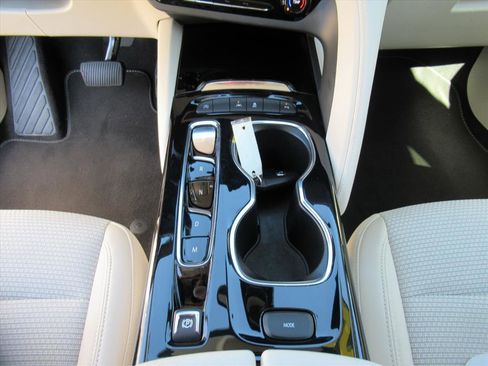 Used 2023 Buick Envision Preferred image 20