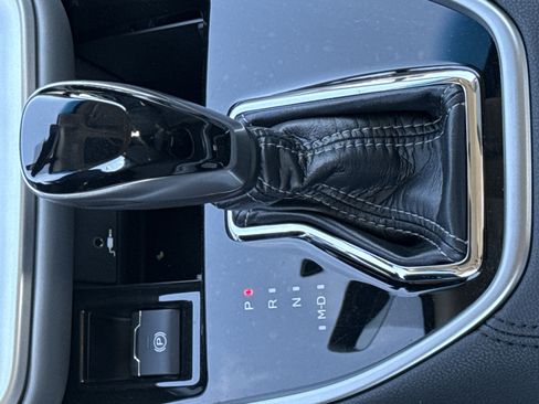 Used 2022 Subaru Legacy Limited image 25