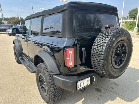 Used 2022 Ford Bronco Wildtrak image 6