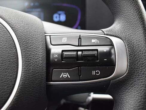 Used 2024 Kia Sportage LX image 24