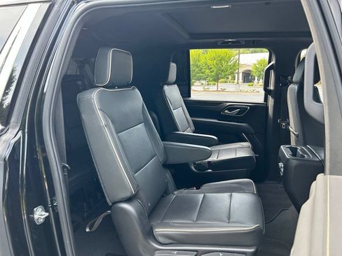 Used 2024 GMC Yukon XL SLT w/ SLT Premium Package RWD image 51
