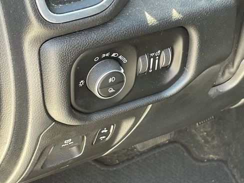 Used 2021 RAM 1500 Laramie w/ Sport Appearance Package image 7