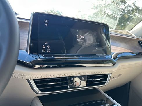 New 2026 Volkswagen Atlas SE FWD image 27