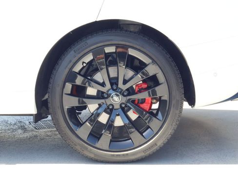 Used 2025 Land Rover Range Rover Sport Dynamic SE AWD/4WD image 27