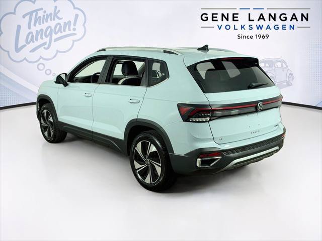 New 2027 Volkswagen Taos SE AWD/4WD image 7