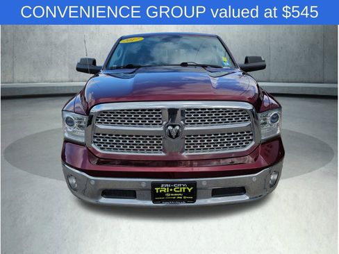 Used 2017 RAM 1500 Laramie AWD/4WD image 10