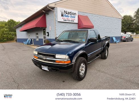 Used 2000 Chevrolet S10 Pickup 4x4 Extended Cab w/ Preferred Equipment Group image 1