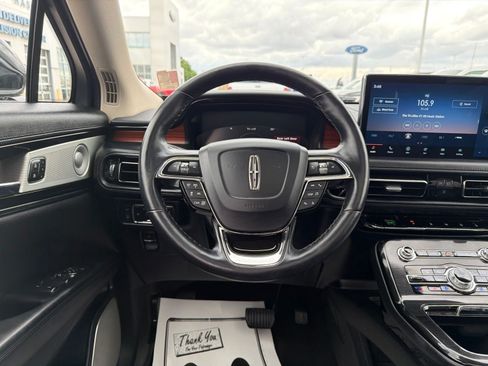 Used 2022 Lincoln Nautilus Reserve w/ Equipment Group 202A AWD/4WD image 28