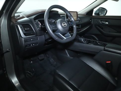 Certified 2023 Nissan Rogue SV w/ SV Premium B Package AWD/4WD image 20
