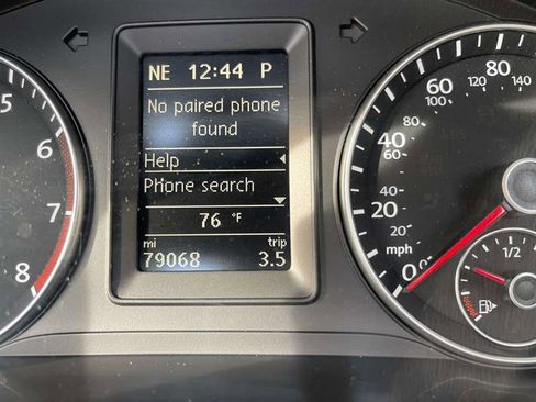 Used 2014 Volkswagen Eos FWD image 74