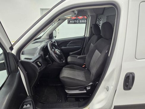Used 2022 RAM ProMaster City Tradesman image 9