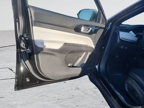 New 2026 Jeep Compass Limited AWD/4WD image 14