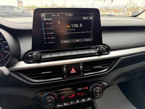Used 2019 Kia Forte LXS FWD image 22