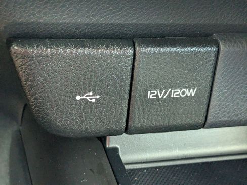 Used 2023 Toyota Camry SE FWD image 23