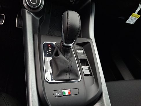 New 2025 Alfa Romeo Tonale image 11