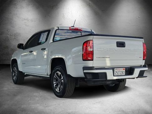Used 2021 Chevrolet Colorado Z71 AWD/4WD image 4