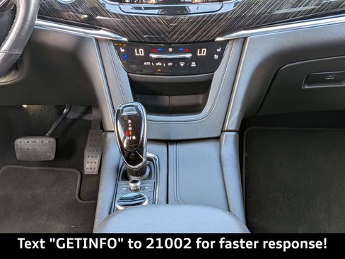 Used 2022 Cadillac XT6 Premium Luxury w/ Technology Package image 24