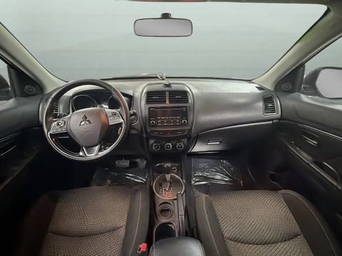 Used 2016 Mitsubishi Outlander Sport ES FWD image 9