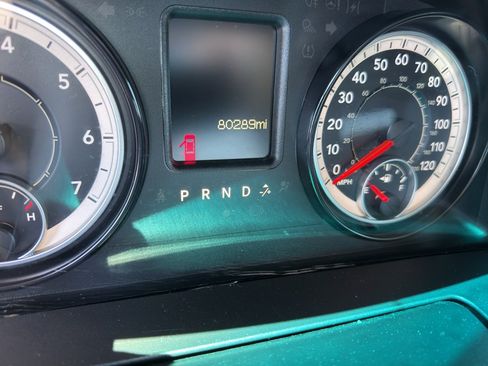 Used 2017 RAM 1500 Tradesman RWD image 14