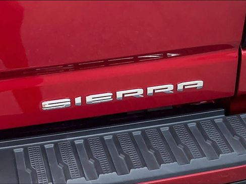 Used 2022 GMC Sierra 2500 Denali AWD/4WD image 9