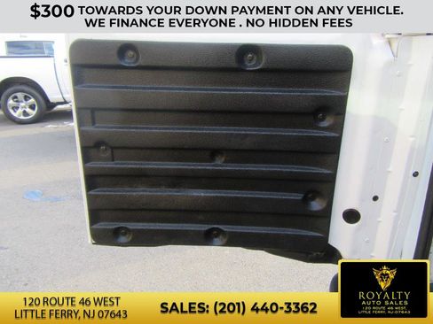 Used 2017 Chevrolet Express 2500 image 19