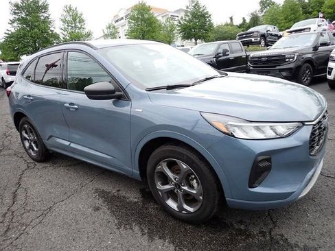 Certified 2024 Ford Escape ST-Line w/ Tech Pack #1 AWD/4WD image 11