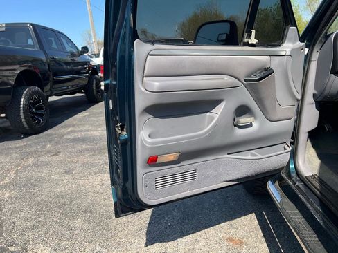 Used 1994 Ford F150 XL image 11