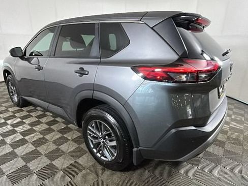 Used 2022 Nissan Rogue S AWD/4WD image 5