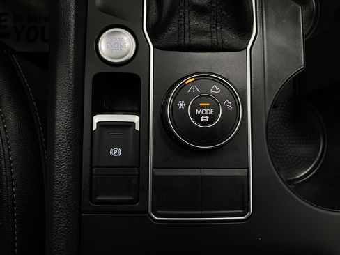 Used 2019 Volkswagen Atlas SE AWD/4WD image 26